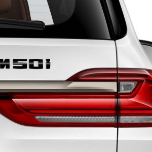 BMW Schriftzug schwarz lackiert für X7 (G07)