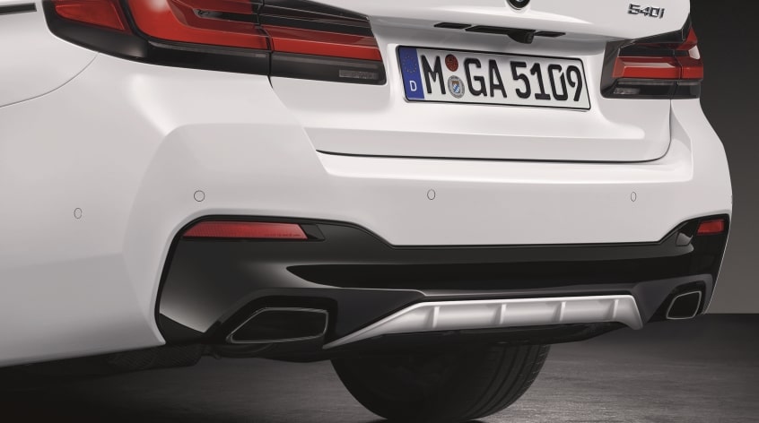 BMW M Performance Stoßfängerblende schwarz Hochglanz hinten für 5er (G30 LCI)