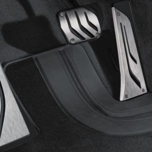 BMW Fußstütze Edelstahl vorne für 5er, 6er (F10, F10N, F11, F11N, F12, F12N, F13, F13N, F06, F06N)