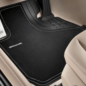 BMW Fußmatten Textil vorne schwarz für 4er, M4 (F32, F32N, F33, F33N, F36, F36N, F82, F82N, F83, F83N)