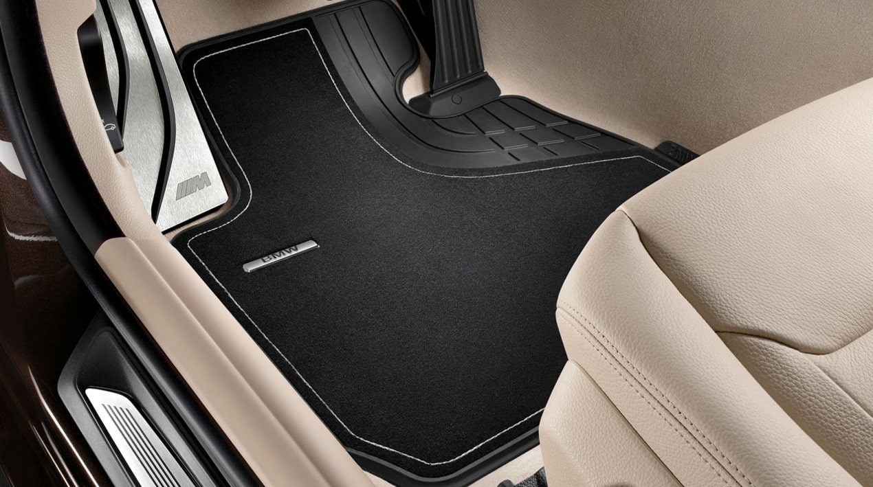 BMW Fußmatten Textil vorne schwarz für 4er, M4 (F32, F32N, F33, F33N, F36, F36N, F82, F82N, F83, F83N)