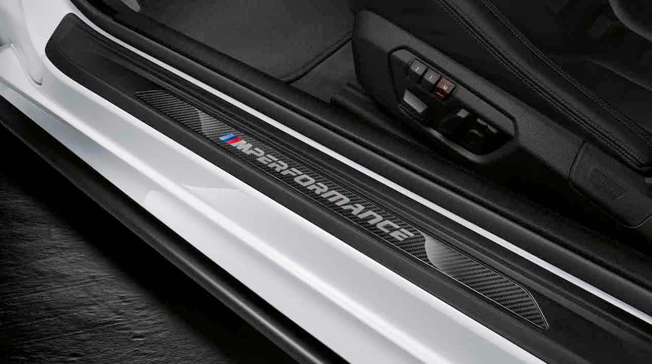 BMW M Performance Blende Einstieg Carbon links/rechts für 4er, M4 (F32, F32N, F82, F82N)