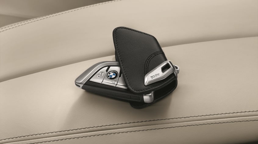 BMW Schlüsseletui mit Edelstahlspange (Leder Schwarz)
